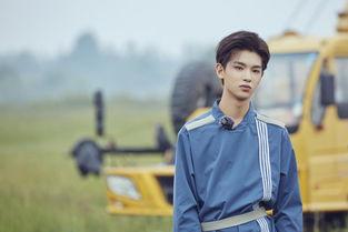 黄明昊爆料知乎新闻视频,黄明昊揭秘知乎热门新闻幕后真相  第2张